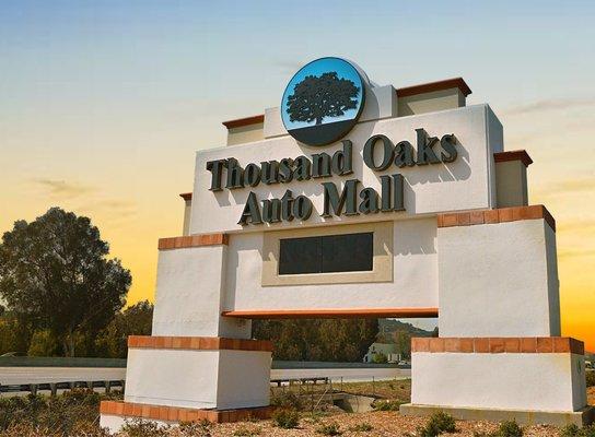 Lexus of Thousand Oaks is located off the 101 Freeway in the Thousand Oaks Auto Mall.