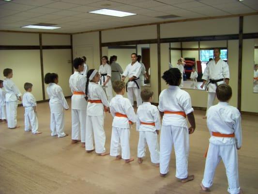 Kids karate class (ages 5 - 13)