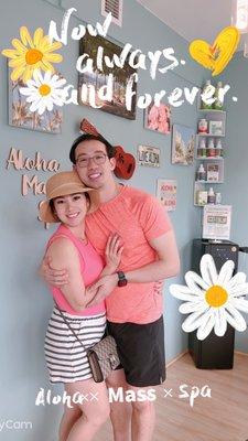 Happy couples with Aloha Massage Spa.