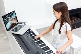 We make online lessons fun and creative!