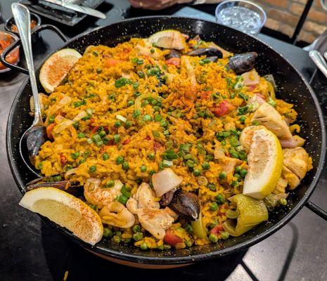 Paella del Mar (family size)