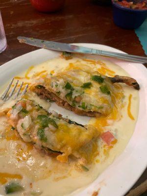 Notice I got white cheese vs. Ranchero sauce on my chili relleno... next time, I'll ask for caso (sp?) maybe! The search continues