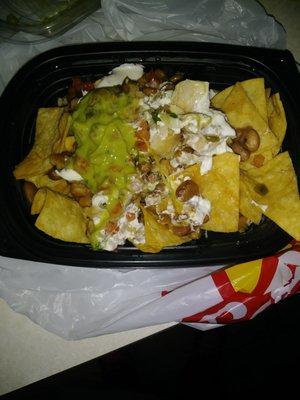 This is the most sorryest super nacho that i have ever seen for $10...