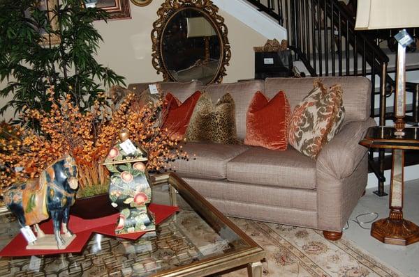 Sofas www.elitefurnituregallery.com DISCOUNT PRICING Nationwide delivery Family Room Comfortable