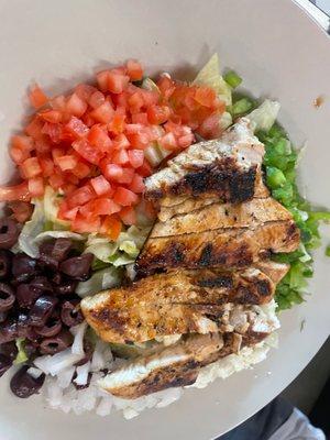 Greek Salad with Chicken...delicious!!!