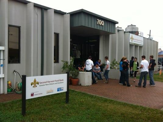 Volunteers from Cal Poly-Tech taking a break out front of 2nd Harvest Food Bank on 12/15/11!