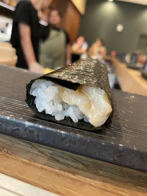 Hokkaido Scallops Roll