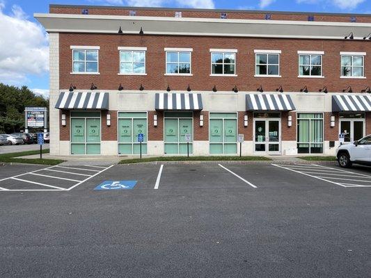 Office with free parking by the door.