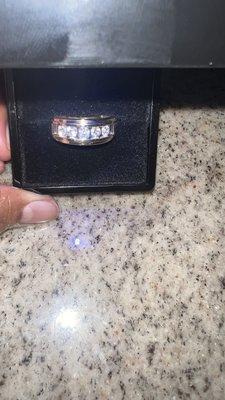 Men's diamond wedding band