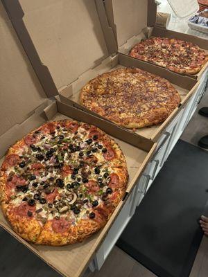 14' Large Enzo's Combo Pizza, 14' Large BBQ Chicken Pizza, 14' Large Manhattan Meat Pizza