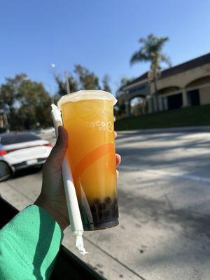 mango green tea w/boba (8/10)