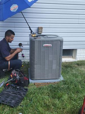 Universal Heat & Air LLC - VA Repair