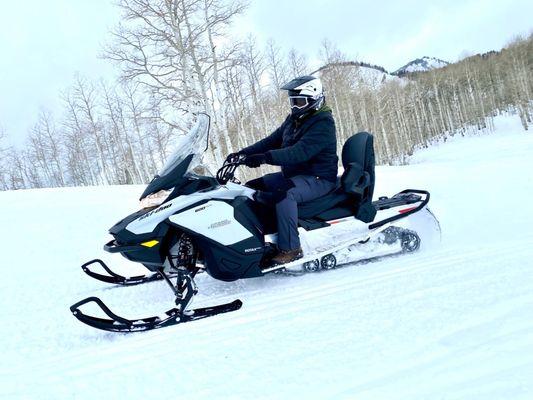 Awesome snowmobile ride!