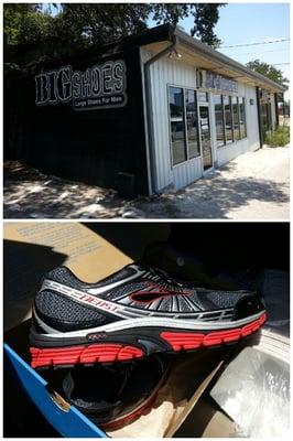 Brooks Beast in 14EEEE, and 2 different colors to choose from!