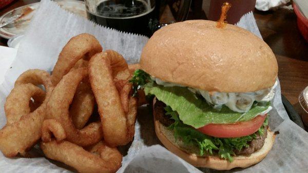 Olive burger with rings and a Perrin Black