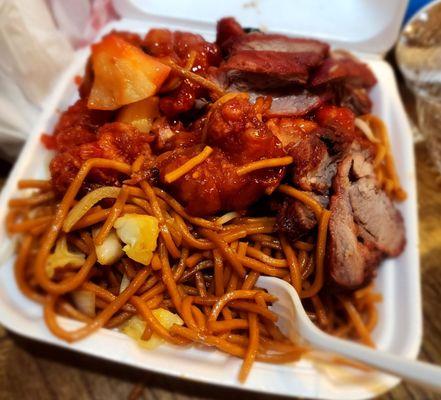 Bbq pork, sweet n sour chicken, and chow mein..As we dug in