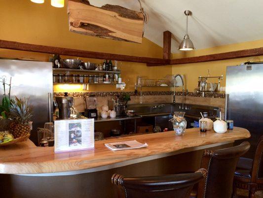 Full juice bar and macrobiotic kitchen!