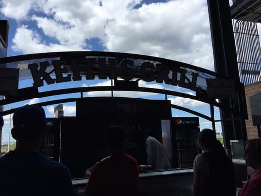 Citi field getting Keith Hernandez gold glove Burger