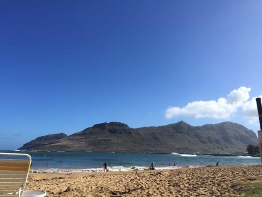 This is where I had my fabulous massage from Les- on the beach in Lihue