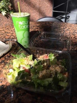 Kale & Spinach smoothie and Chipotle Rice Bowl: a perfect lunch.