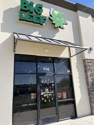 Big Leef Smoke Shop