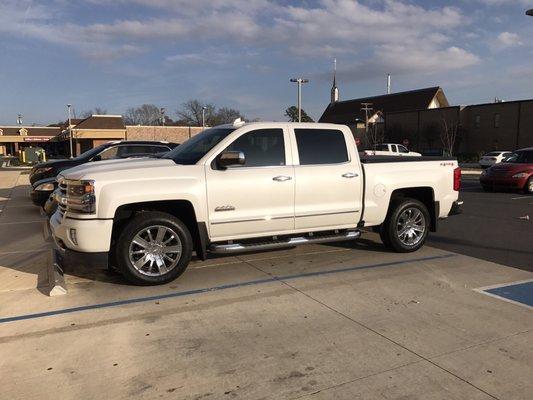 2017 Chevy Silverado High Country