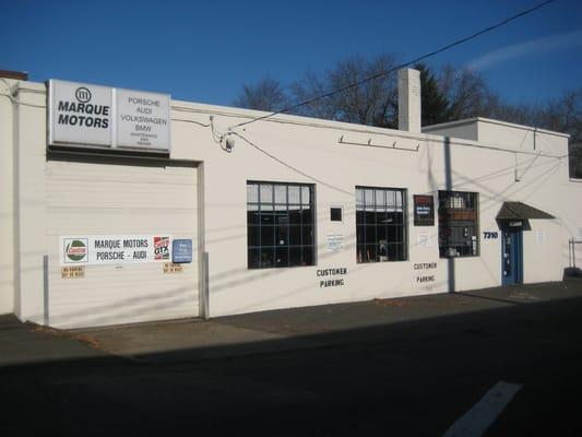 Front of shop from miles st