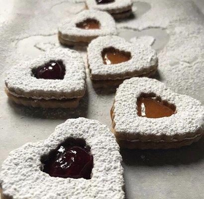 Organic Gluten Free Linzer Tarts from @deliciouslyalicias #deliciouslyalicias