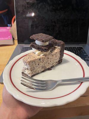 Cookies and cream pie