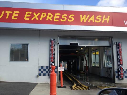 Damn. I cut that off. It says 3 Min express wash.