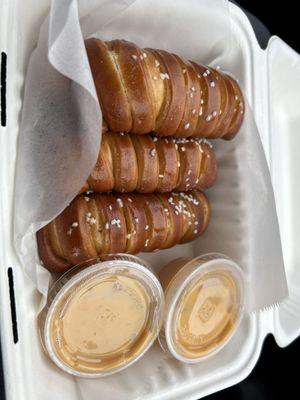 Yum! Pretzels with Beer Cheese