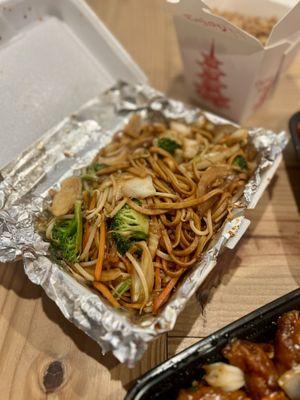 Veggie Lo Mein