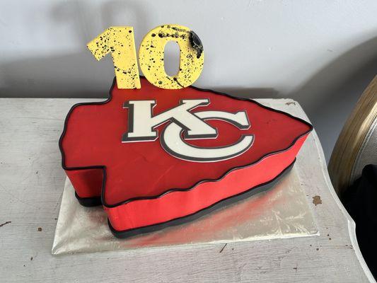 Chiefs cake