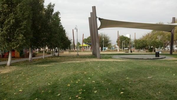 Shade canopy.