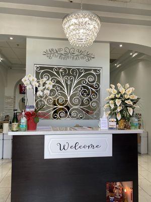 Welcome to the new owner management salon