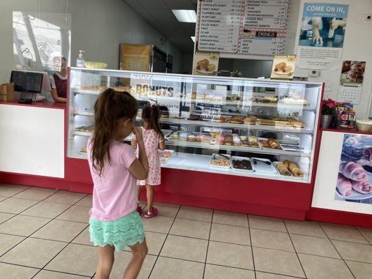 Sun donuts - VERY clean store & display. Bright natural light