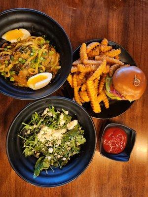 Butter pasta, yumm, burger and arugula salad