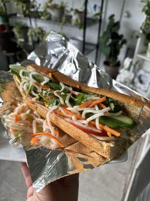 Dac biet banh mi