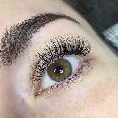 Beautiful Classic Lashes at Invisions Day Spa!