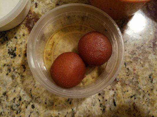 This is what you get when you order the Gulab Jamun