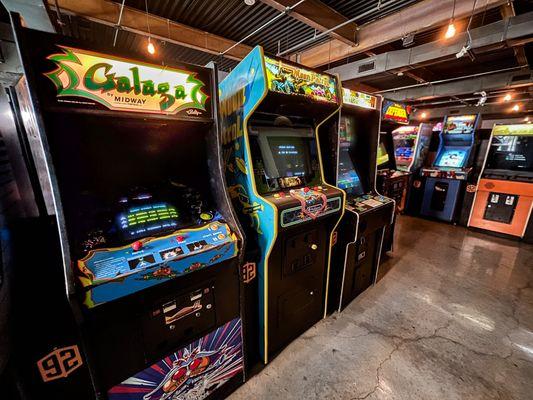 Retro arcade games from the 70s, 80s and 90s!