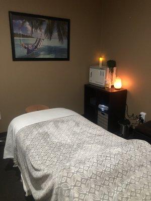 Cozy and Relaxing massage room