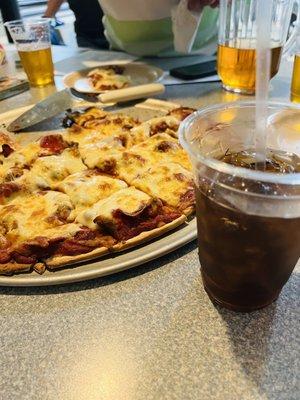 Pizza and drinks