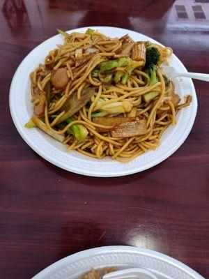 Lo Mein