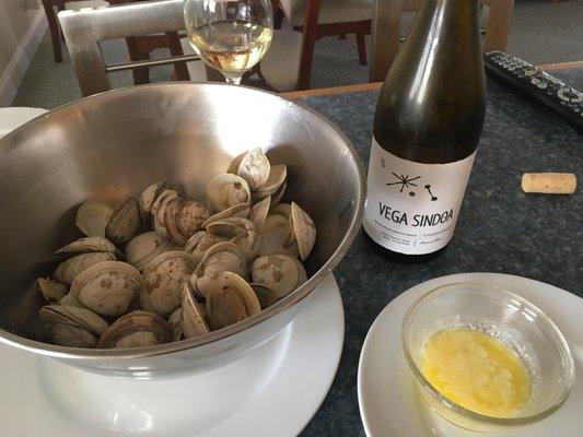 What you can do with 3 dozen clams. So good.