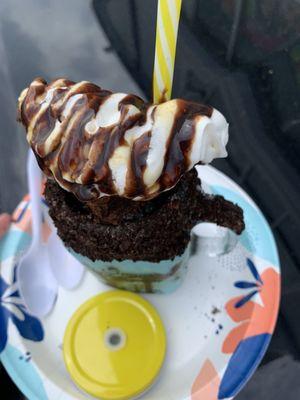 Brownie cheesecake crazy shake