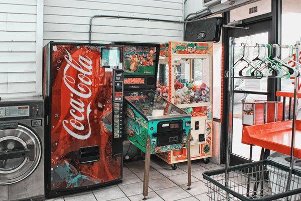 A bit of entertainment at Habana Plaza Coin Laundry