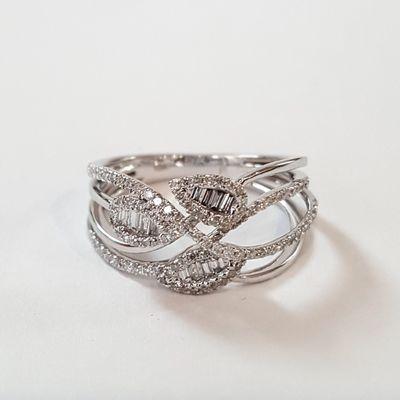 White Gold Diamonds Baguettes ring 0.50 ct