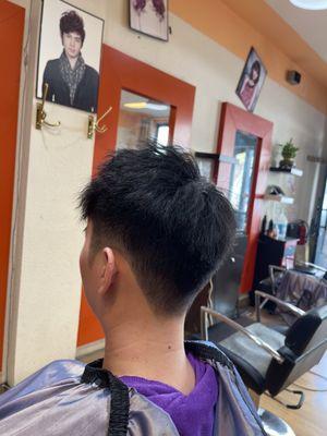 男生烫发 man perm haircut