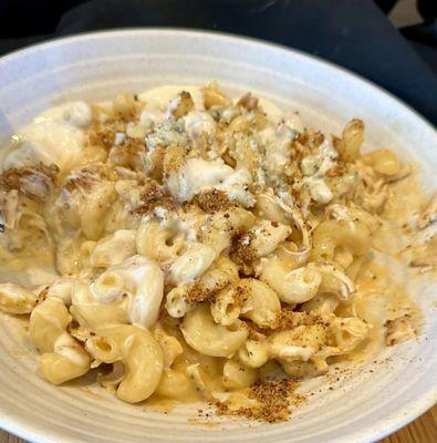 Spicy buffalo Mac and cheese